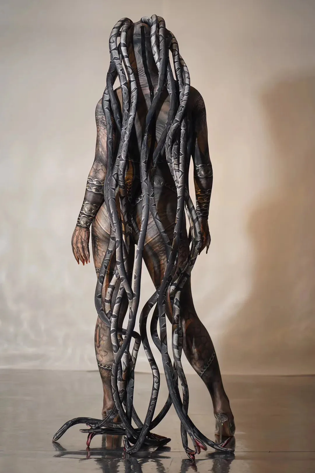 cosplay Halloween horror thriller alien serpentine lifelike jumpsuit