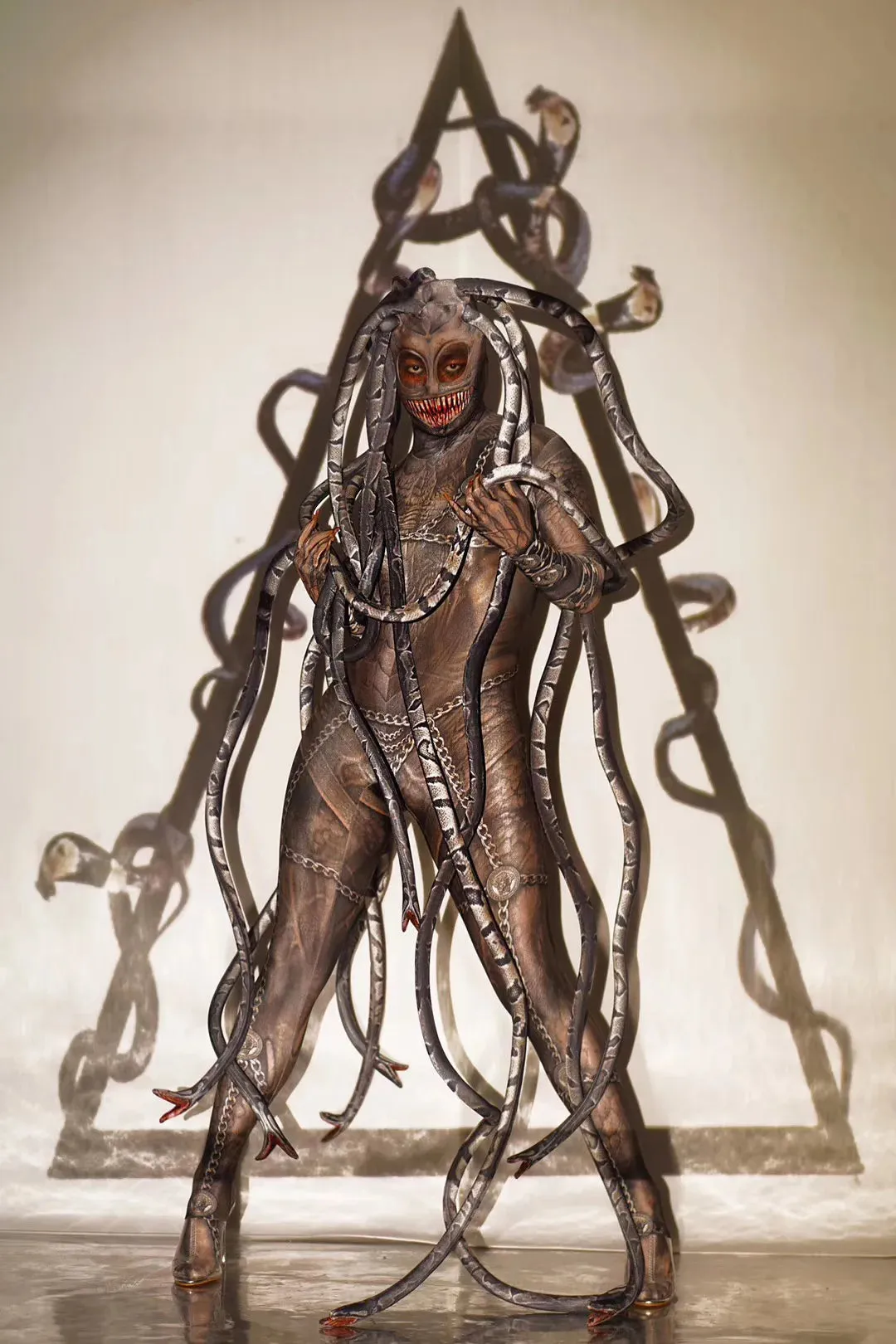 cosplay Halloween horror thriller alien serpentine lifelike jumpsuit